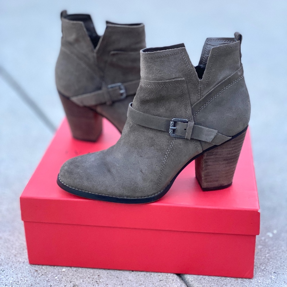 IVANKA trump FRANKLY ankle boots booties khaki green suede leather chunky heels